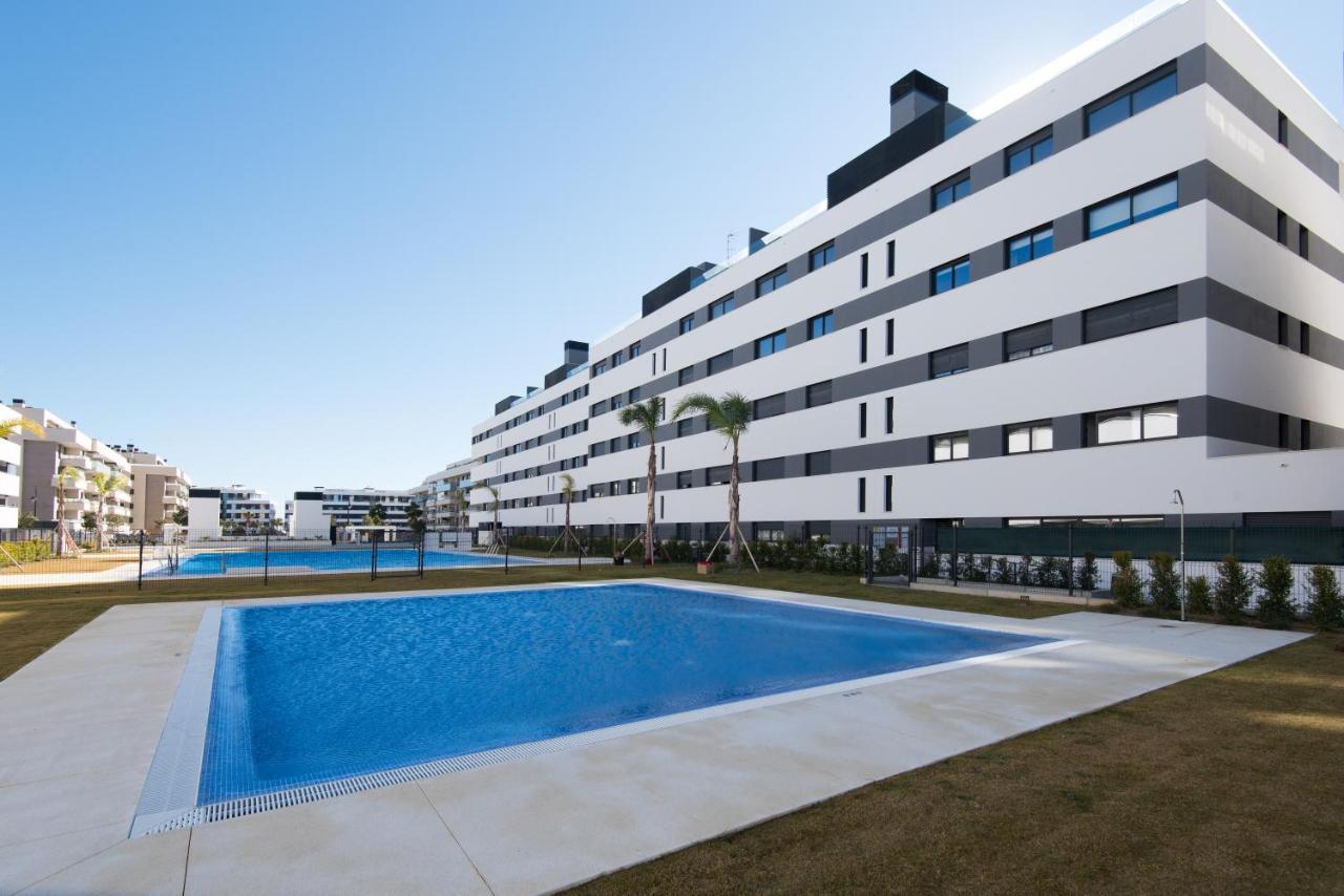 Alamar The Best Luxury Apartment On The Beach ตอร์เรโมลิโนส ภายนอก รูปภาพ